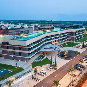 Petram & Residences Apartmanhotel
