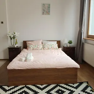 Apartment Luxury Piekna, Warsaw